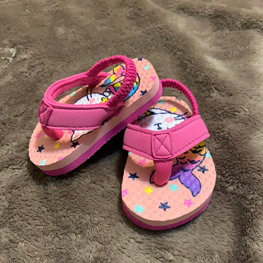 Pink baby sandals